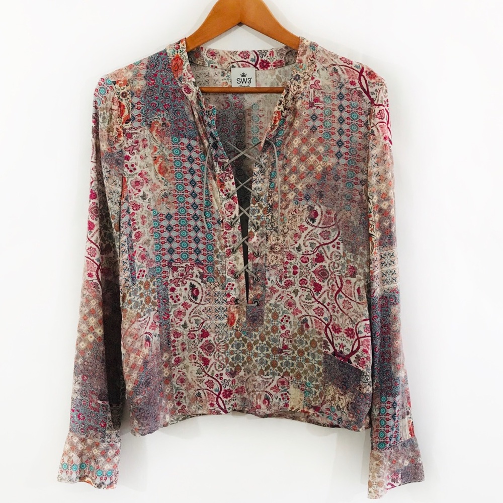 SW3 BESPOKE Boho Chic Floral Lace Up Paisley Top